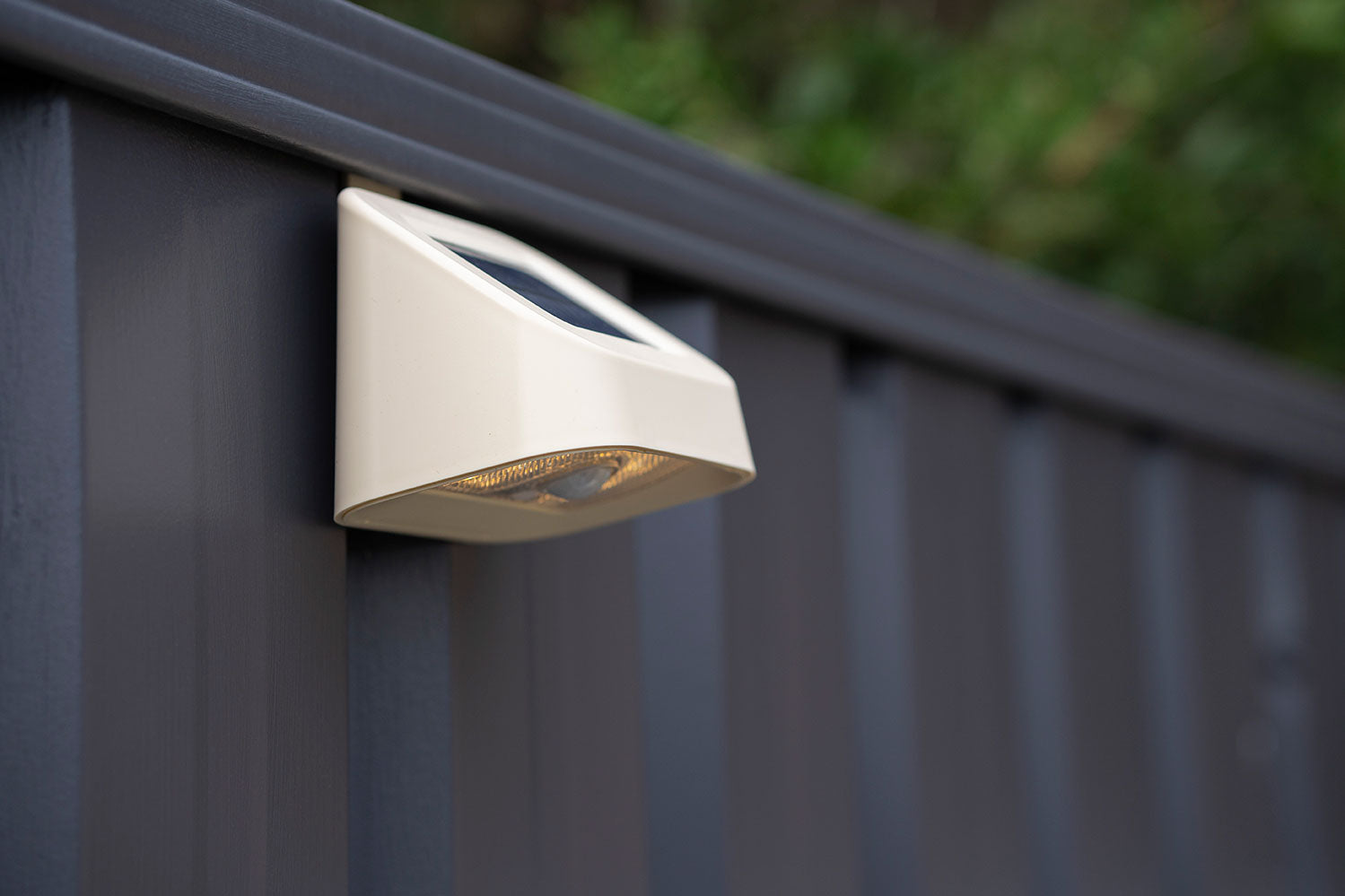 Andilume Solar Light Woodland Grey (Available in 2-Pack, 4-Pack, 6-Pack, 8-Pack)